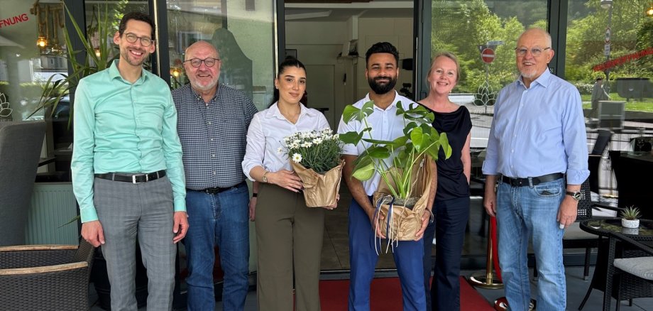 Bild der Neueröffnung des Indischen Spezialitätenlokals Riyasat-E-Punjab" Bild der Neueröffnung des Indischen Spezialitätenlokals Riyasat-E-Punjab"